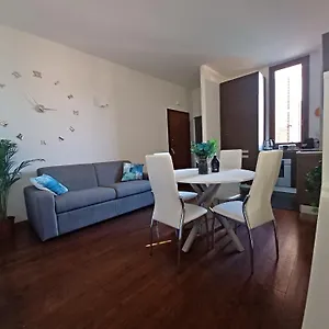 https://apt-casa-mia.emilia-romagnahotels.net