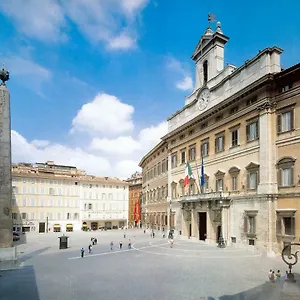 Amazing Trevi Fountain Apartment Rome